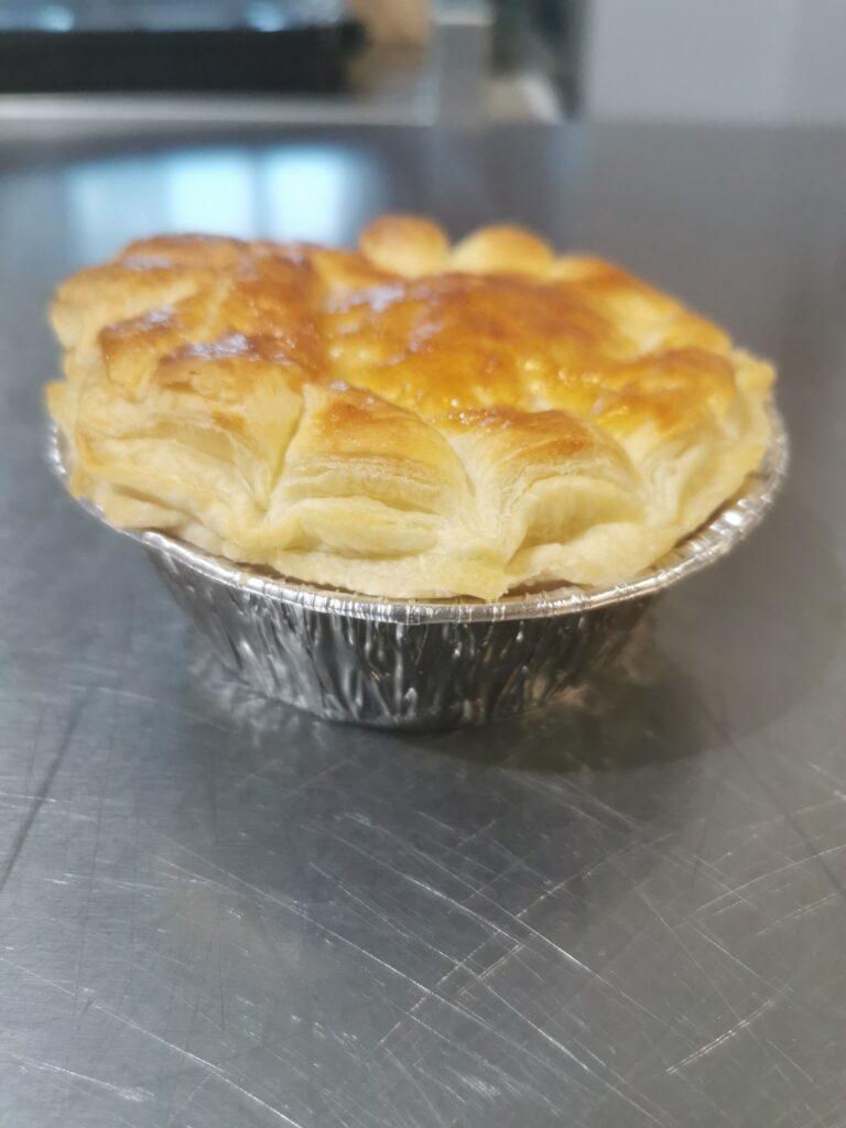 New – Organic Minced Lamb & shallot Pie